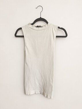 Eva Mendes New York & Company Ivory Mock Neck Top Size M